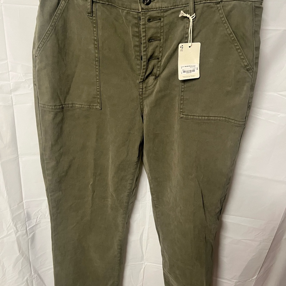 a.n.a Women's Olive Capris